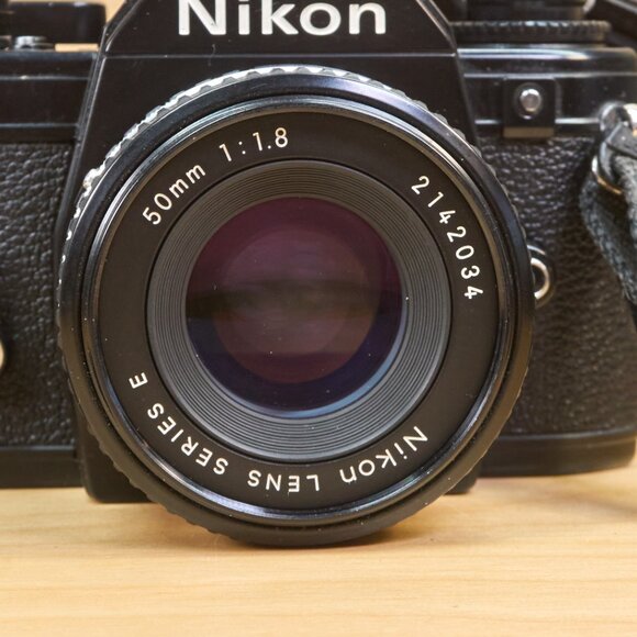Nikon EM SLR 35mm Film Camera, with Nikon E 50mm f1.8 Lens, Nikon SB-E Flash - Picture 5 of 11